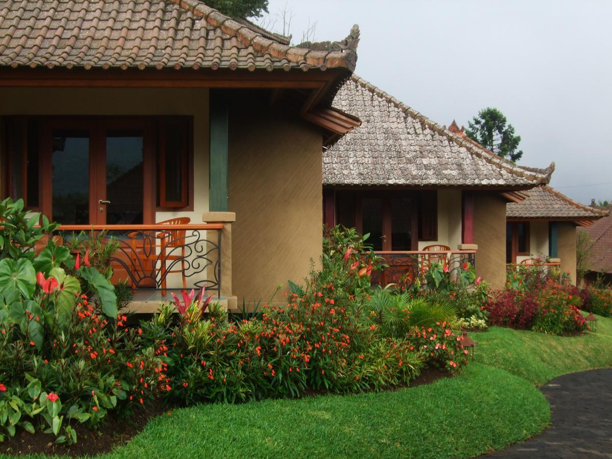Strawberry Hill Hotel & Restaurant Bedugul  Eksteriør billede